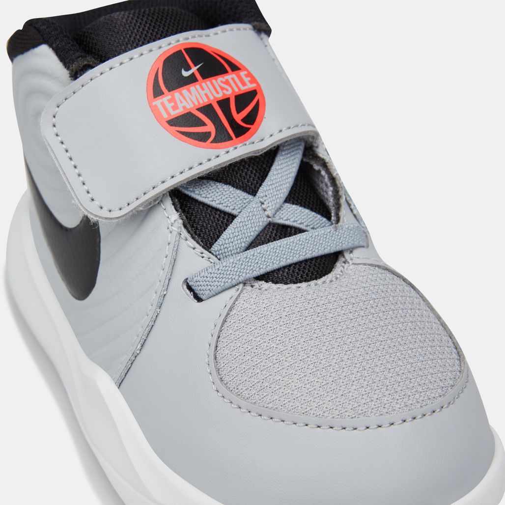 Nike Kids' Team Hustle D9 Shoe (Baby and Toddler) | Basketball Shoes ...