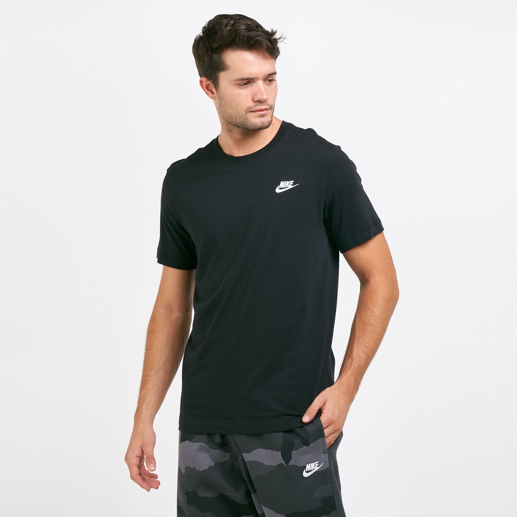 Buy Nike Men's Sportswear Club T-Shirt Online in Saudi Arabia | SSS