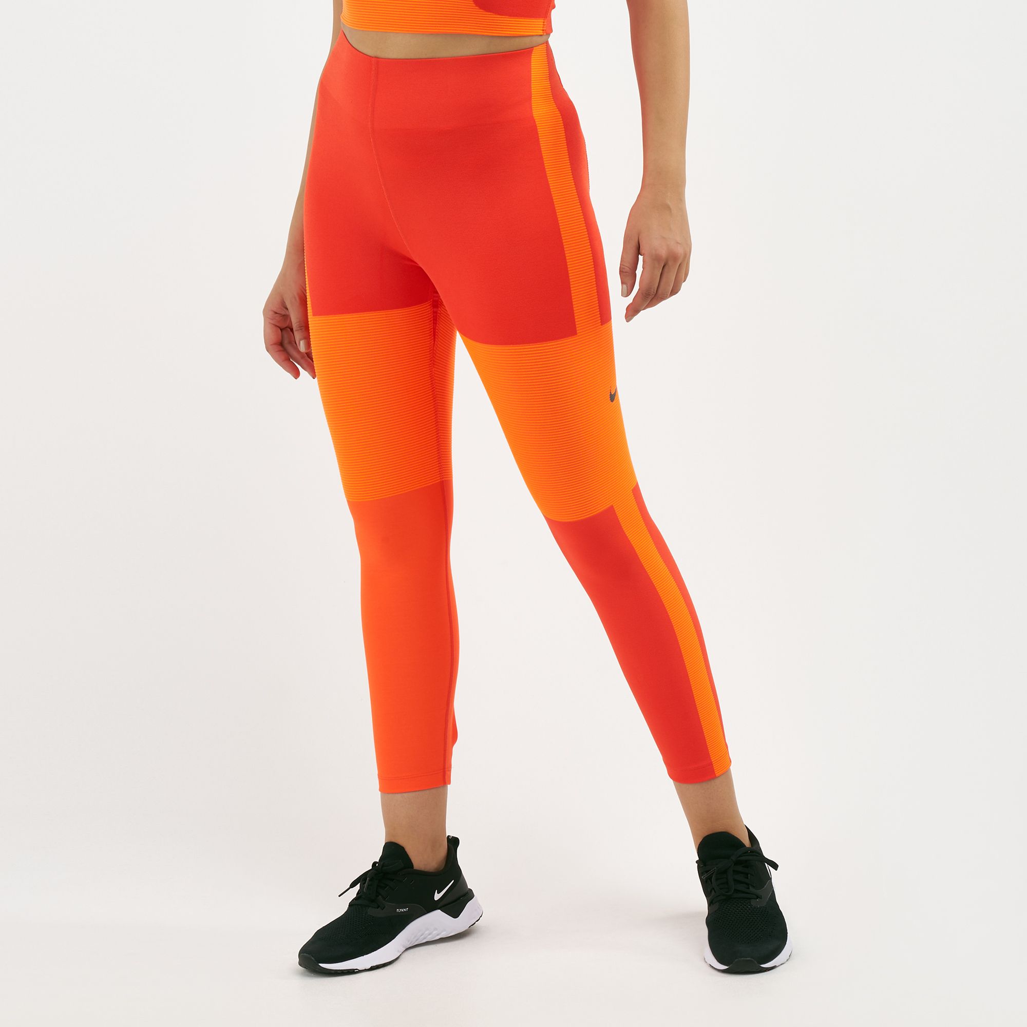 nike geometric leggings