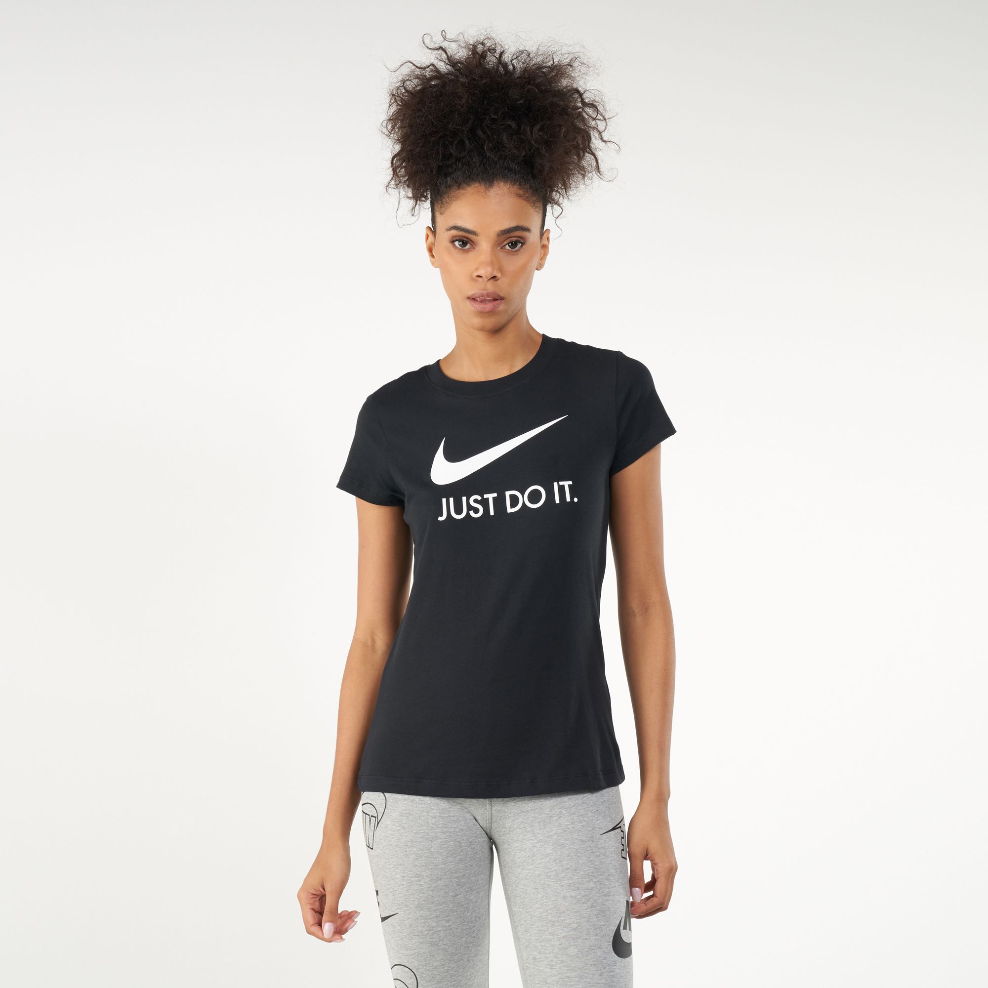 Buy Nike Women's Sportswear Just Do It T-Shirt Online in Dubai, UAE | SSS