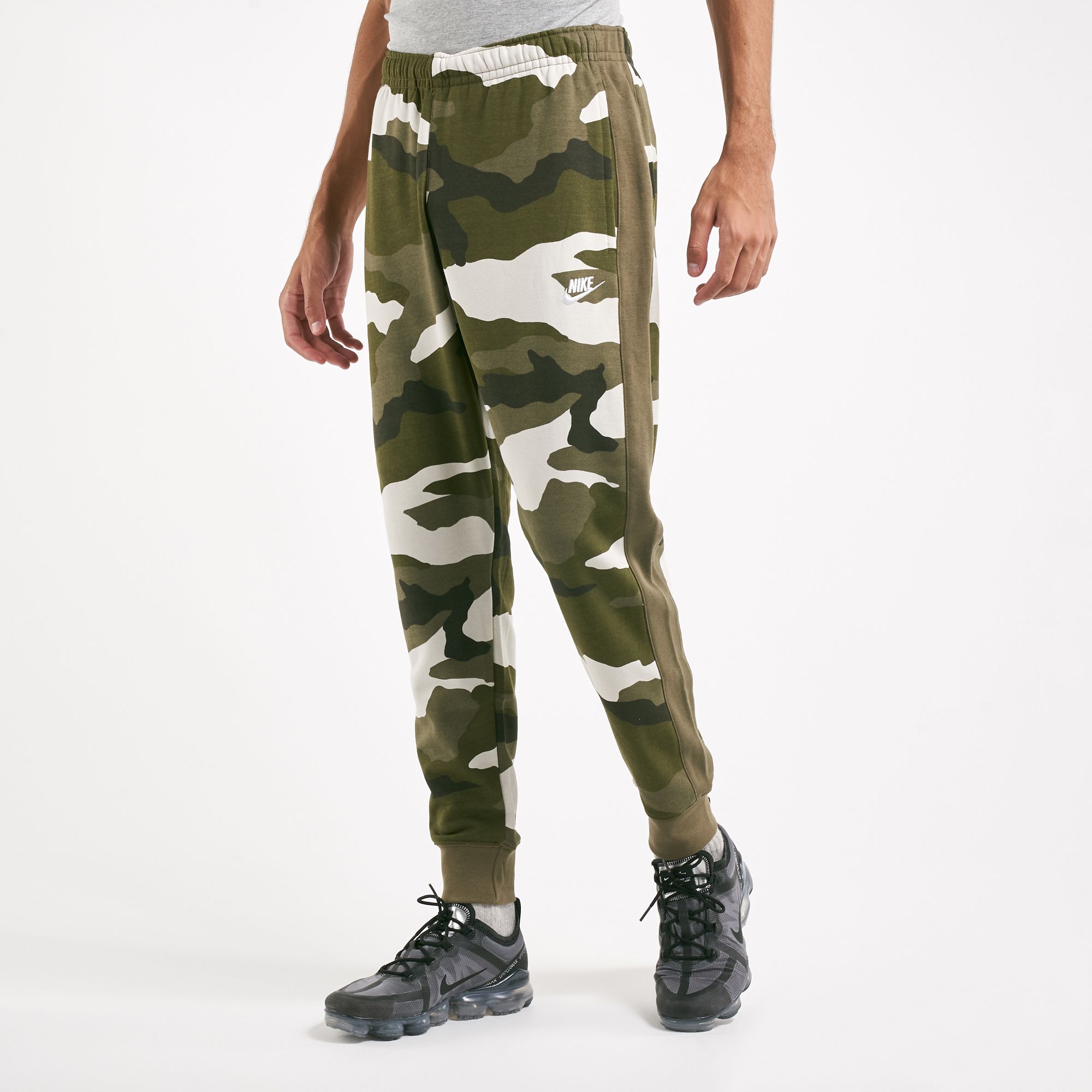 nike camo jogger pants