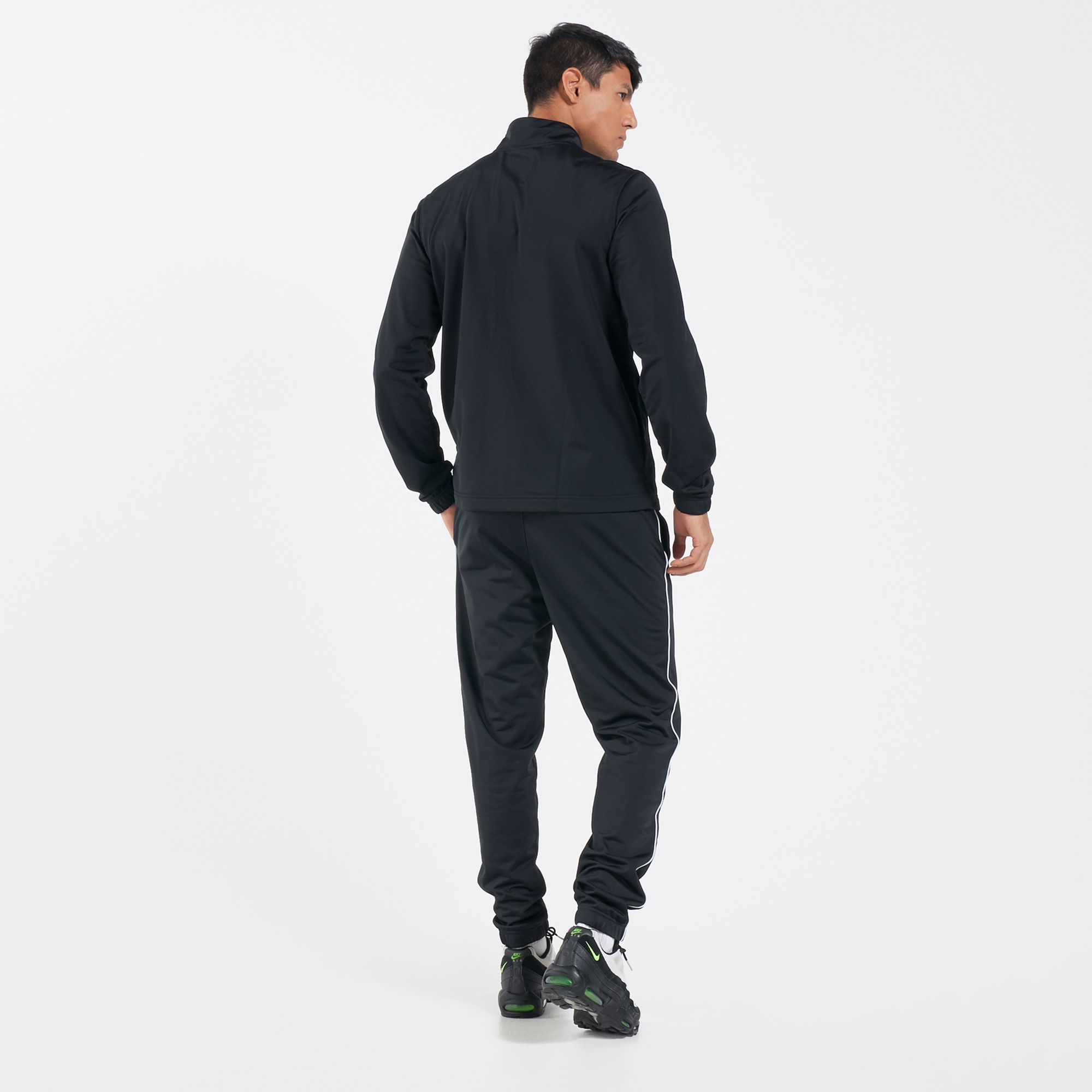 Buy Nike Men's CE Sportswear Basic Tracksuit Online in Dubai, UAE | SSS
