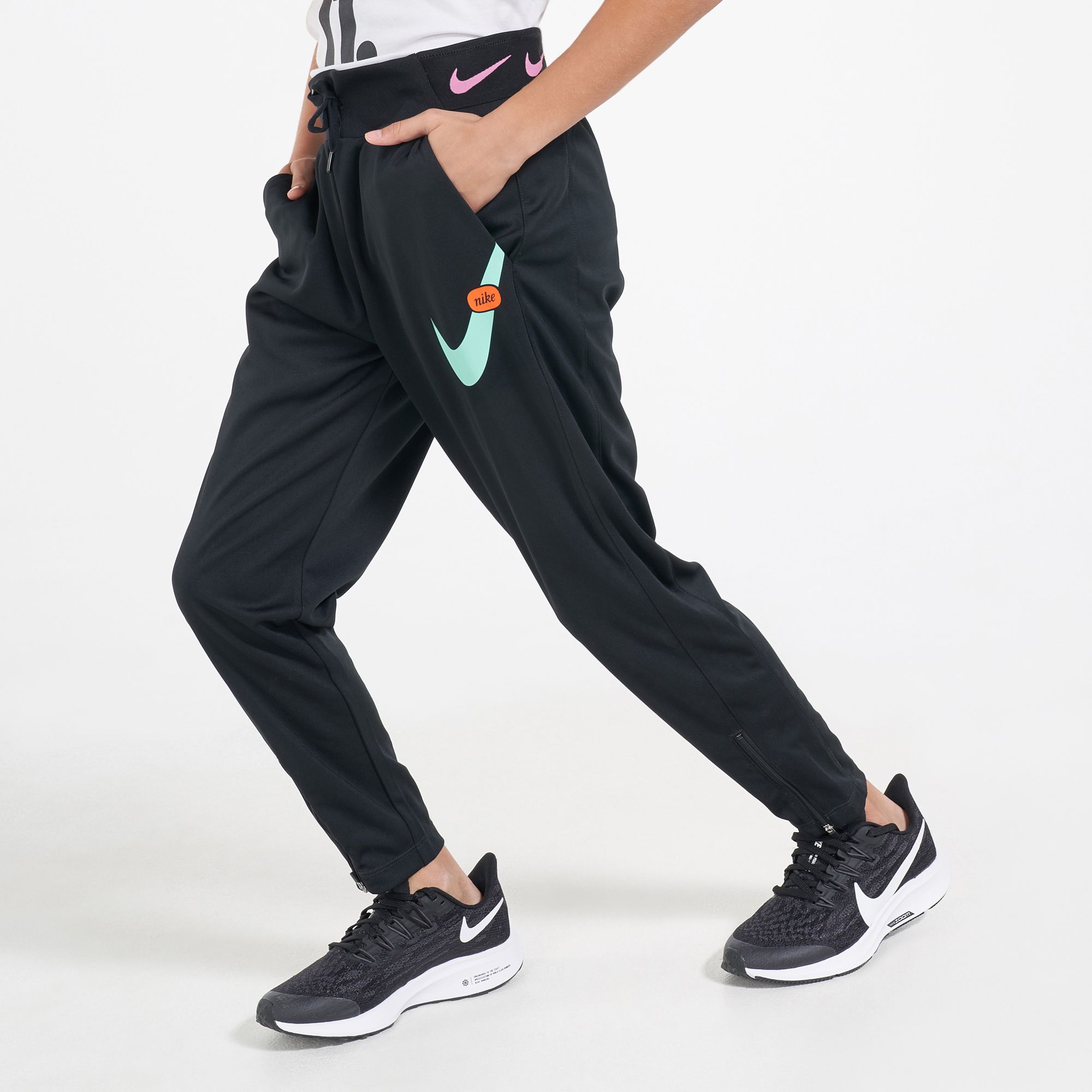 nike youth athletic pants