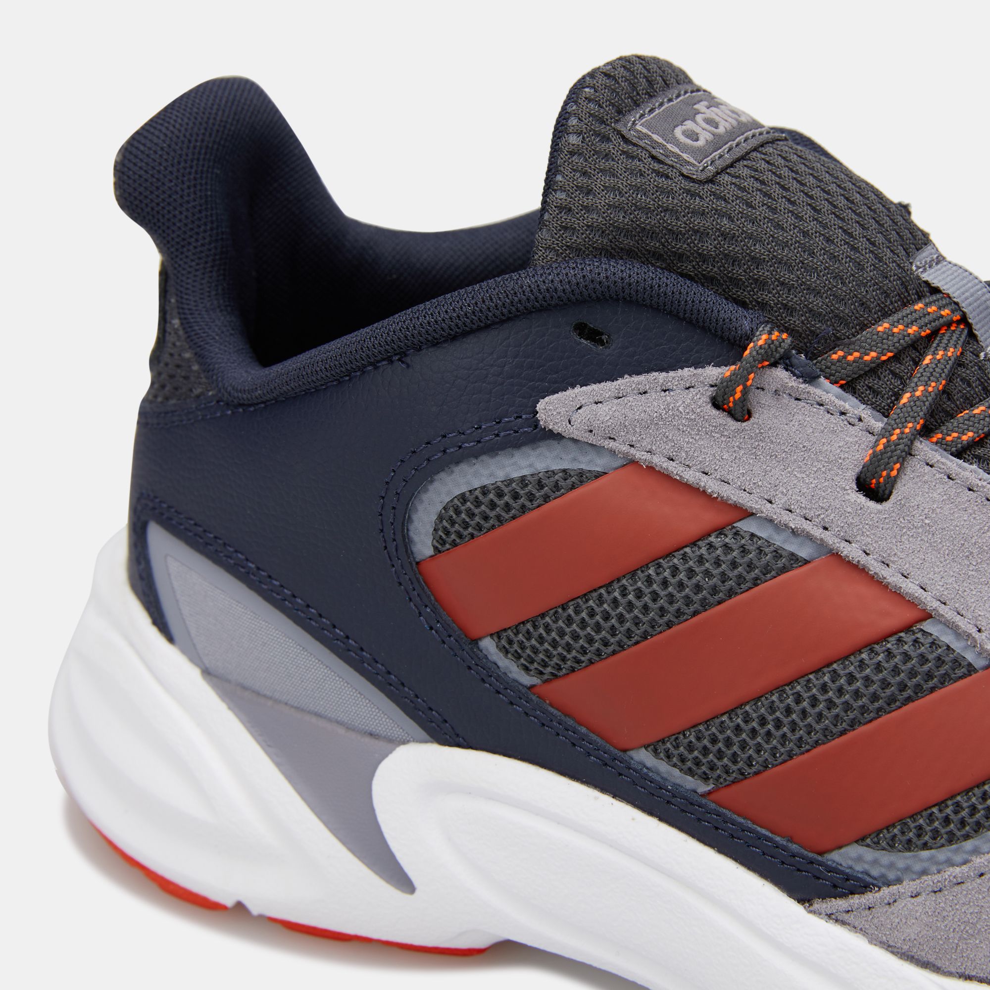 Buy adidas Men's 90s Valasion Running Shoe Online in Saudi Arabia | SSS