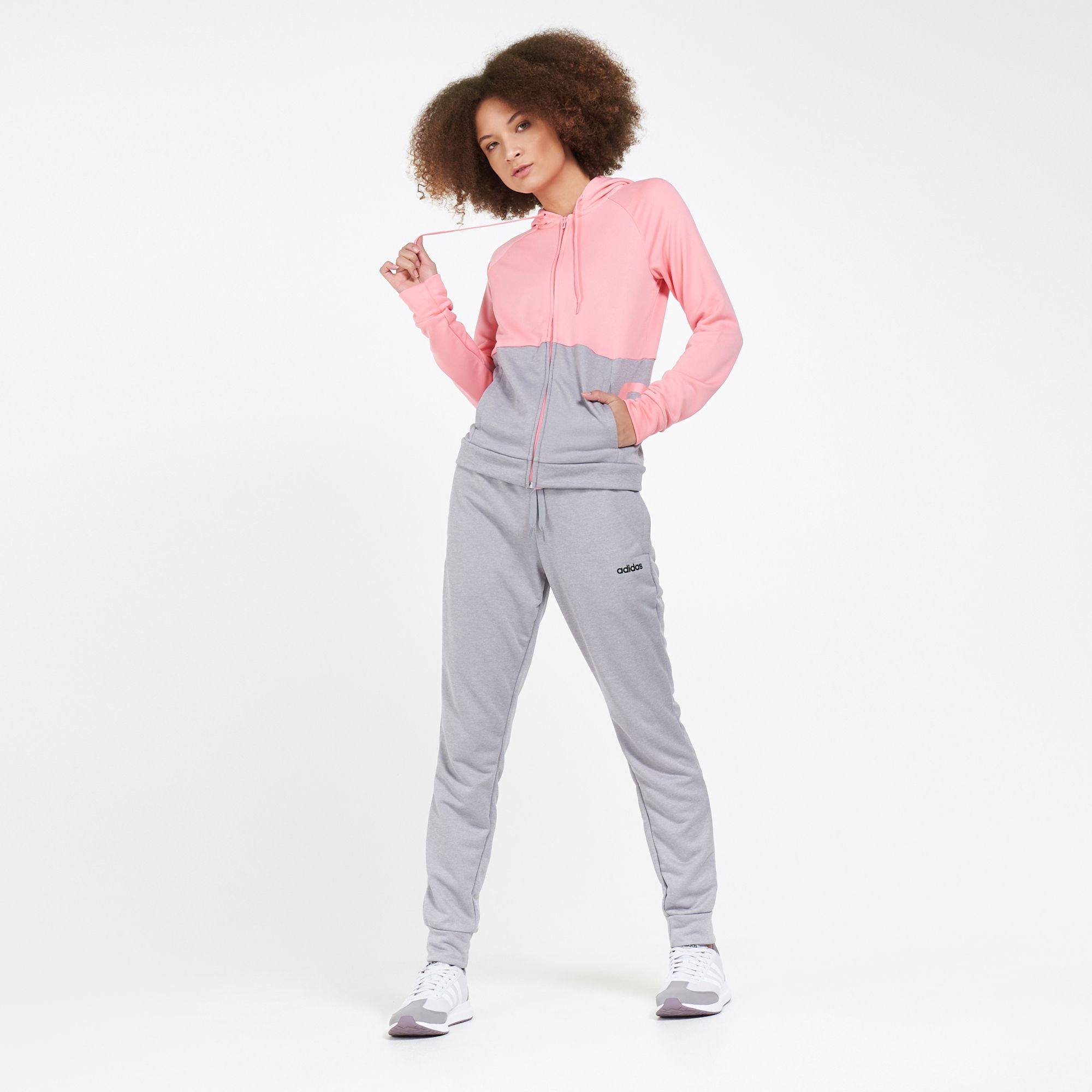 women's athletic tracksuits