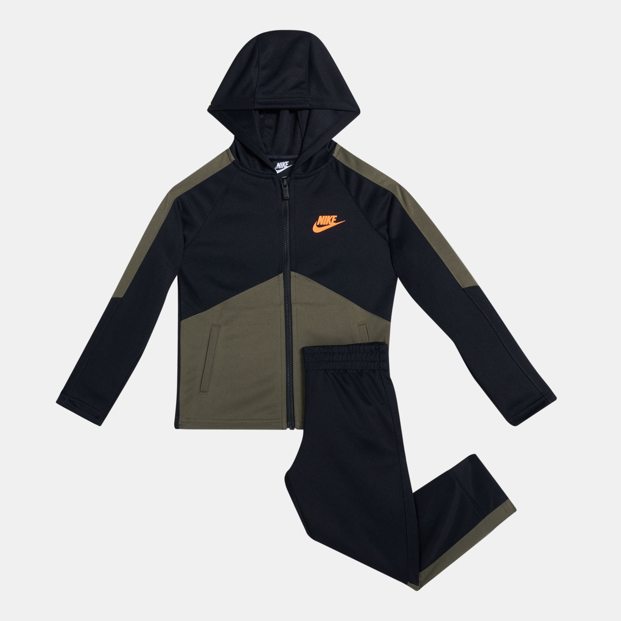 nike hoodie and pants