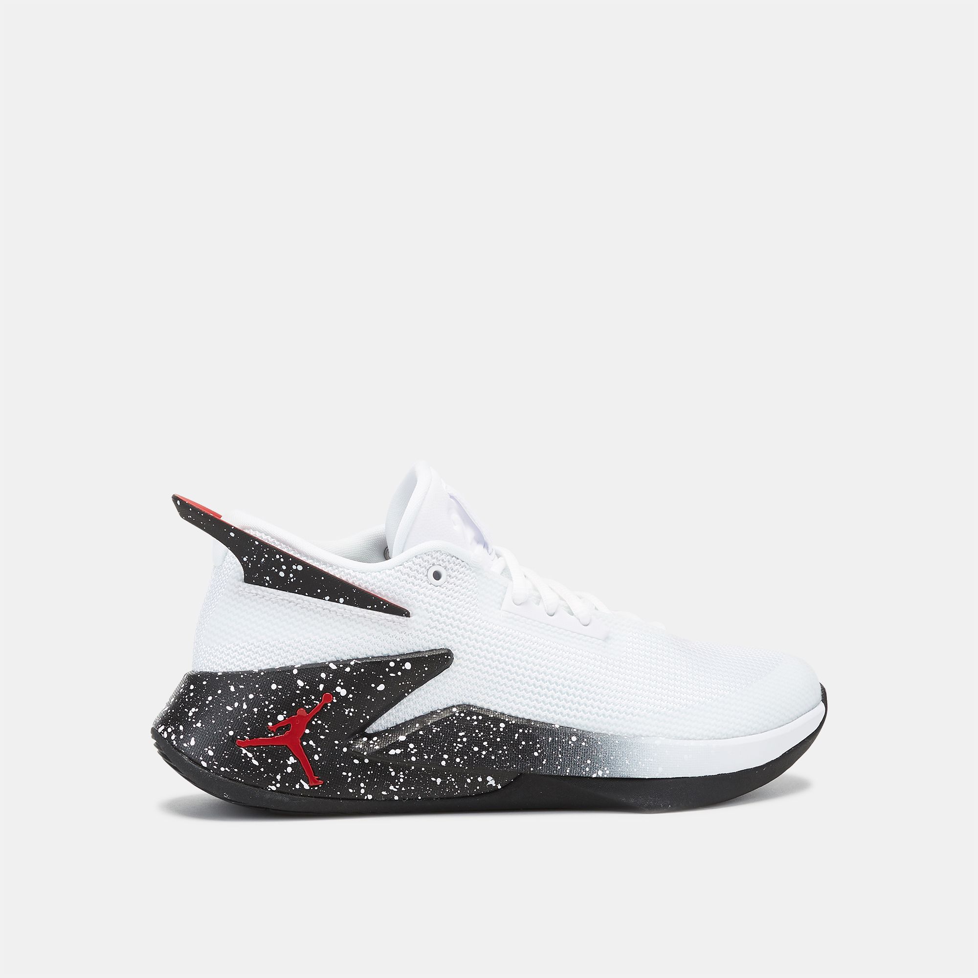 jordan fly lockdown boys
