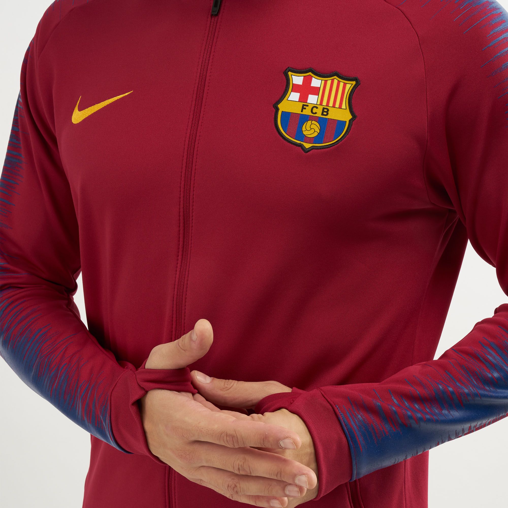 Buy Nike Men's FC Barcelona Anthem Jacket Online in Saudi Arabia | SSS