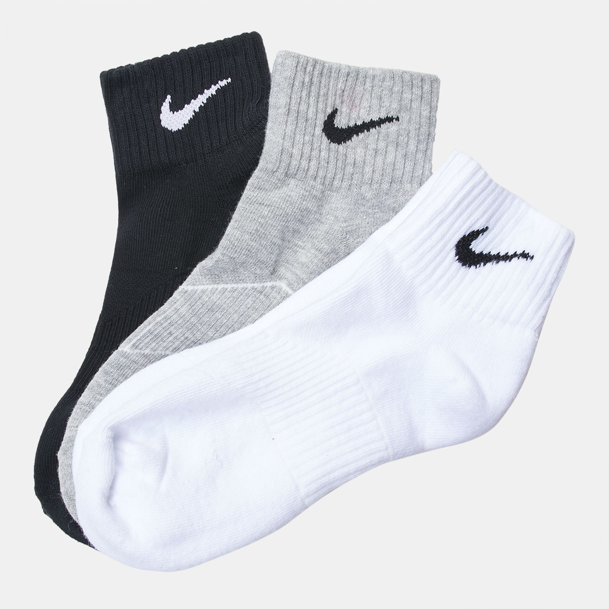 Shop White Nike Kids' Performance Cushion Quarter Socks 3 Piece for ...