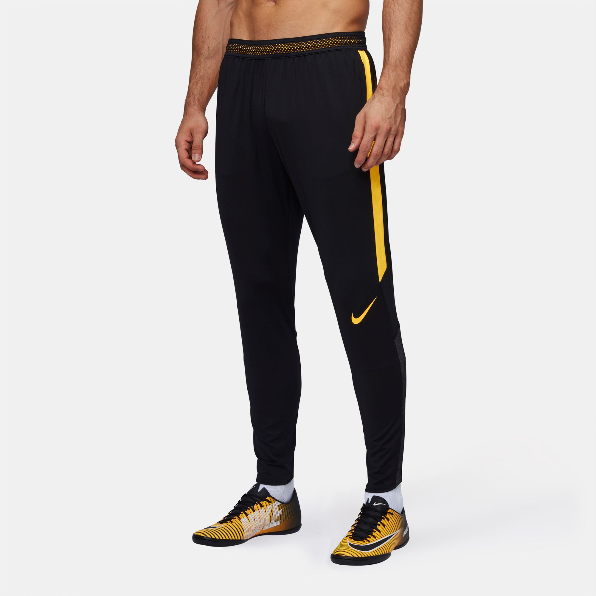 Nike Dry Strike Football Pants Nkap905864 011 in Riyadh, KSA | SSS