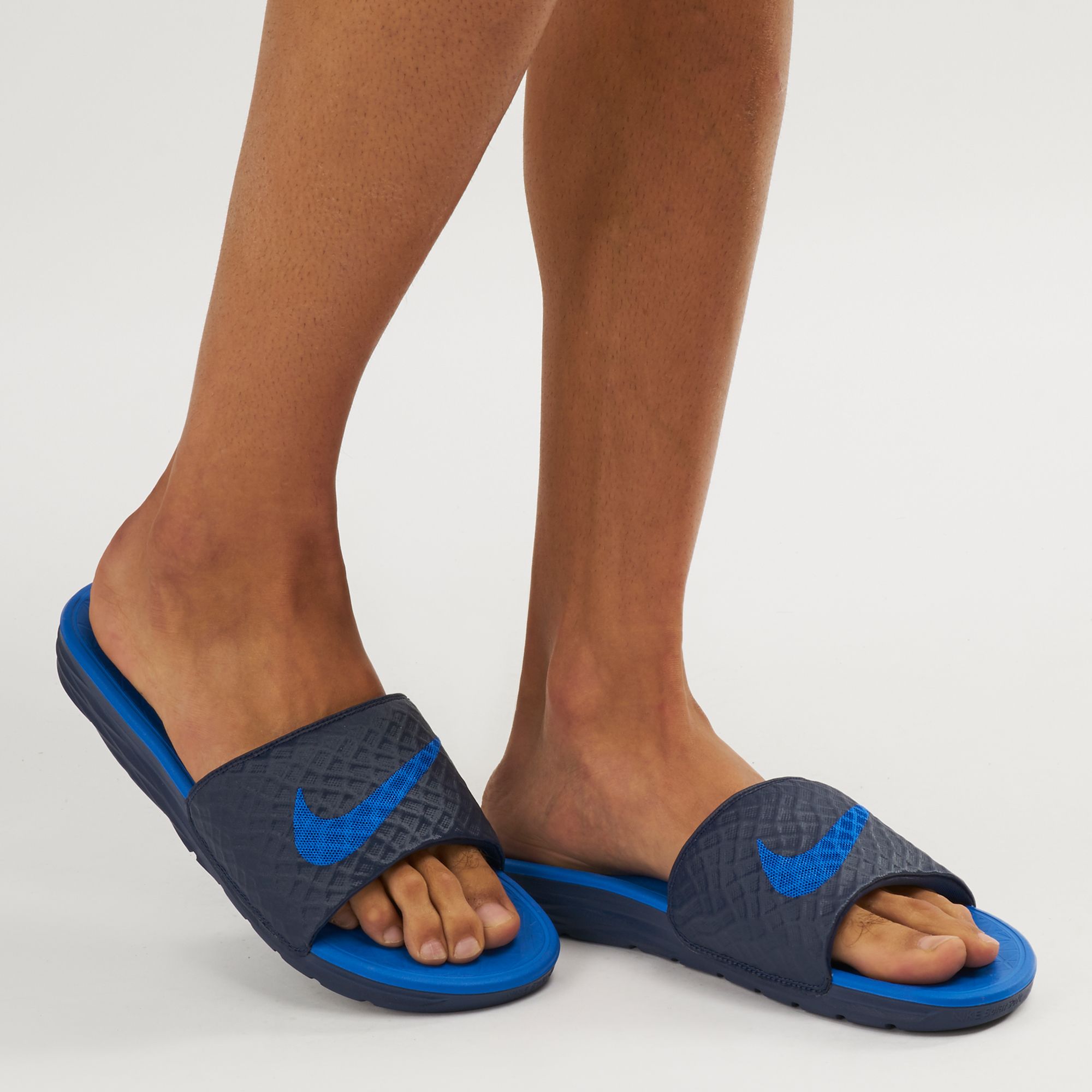 women's nike benassi solarsoft 2 slide sandals