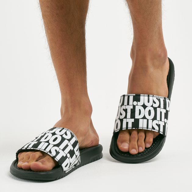 nike benassi jdi on feet