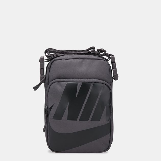 black nike cross body bag