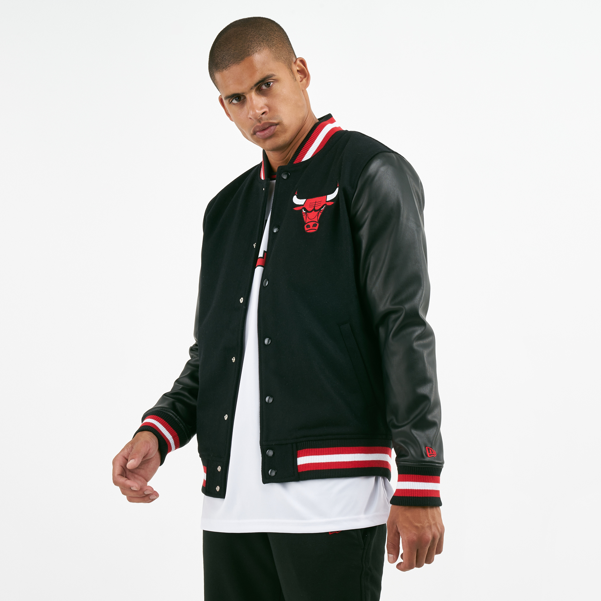 Buy New Era Men's NBA Chicago Bulls Logo Varsity Jacket Online in Dubai ...