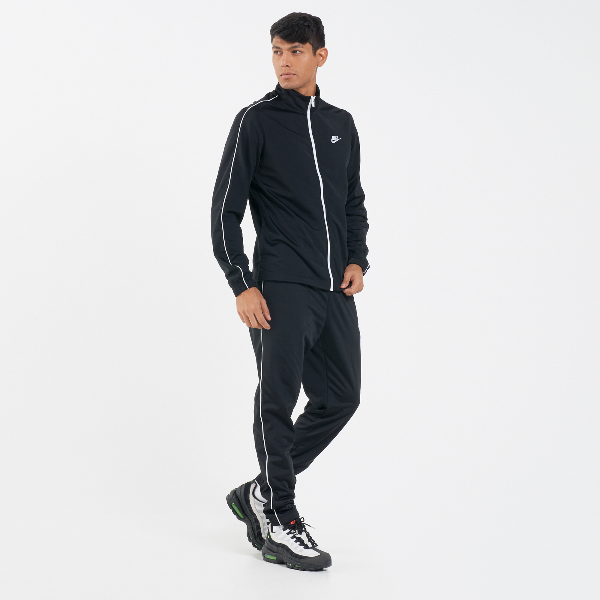 Buy Nike Men's CE Sportswear Basic Tracksuit Online in Saudi Arabia | SSS