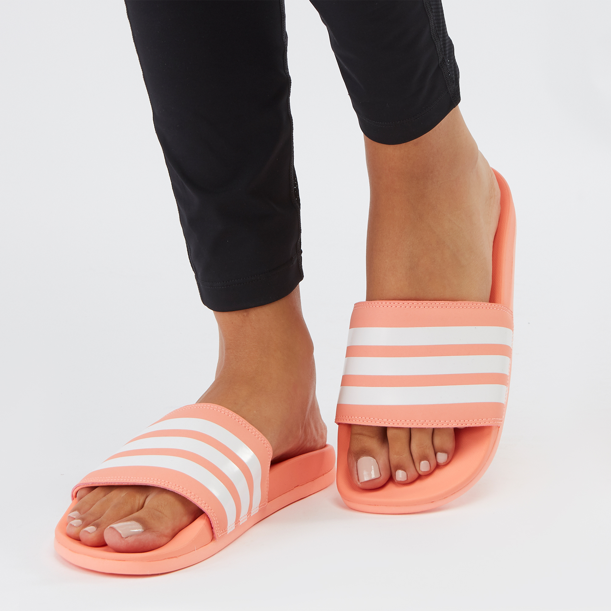 adilette slides ash pink