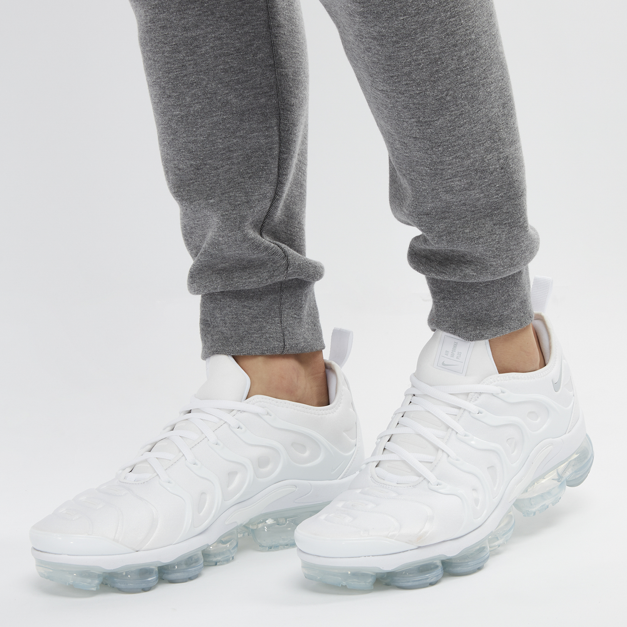 vapormax plus 36.5